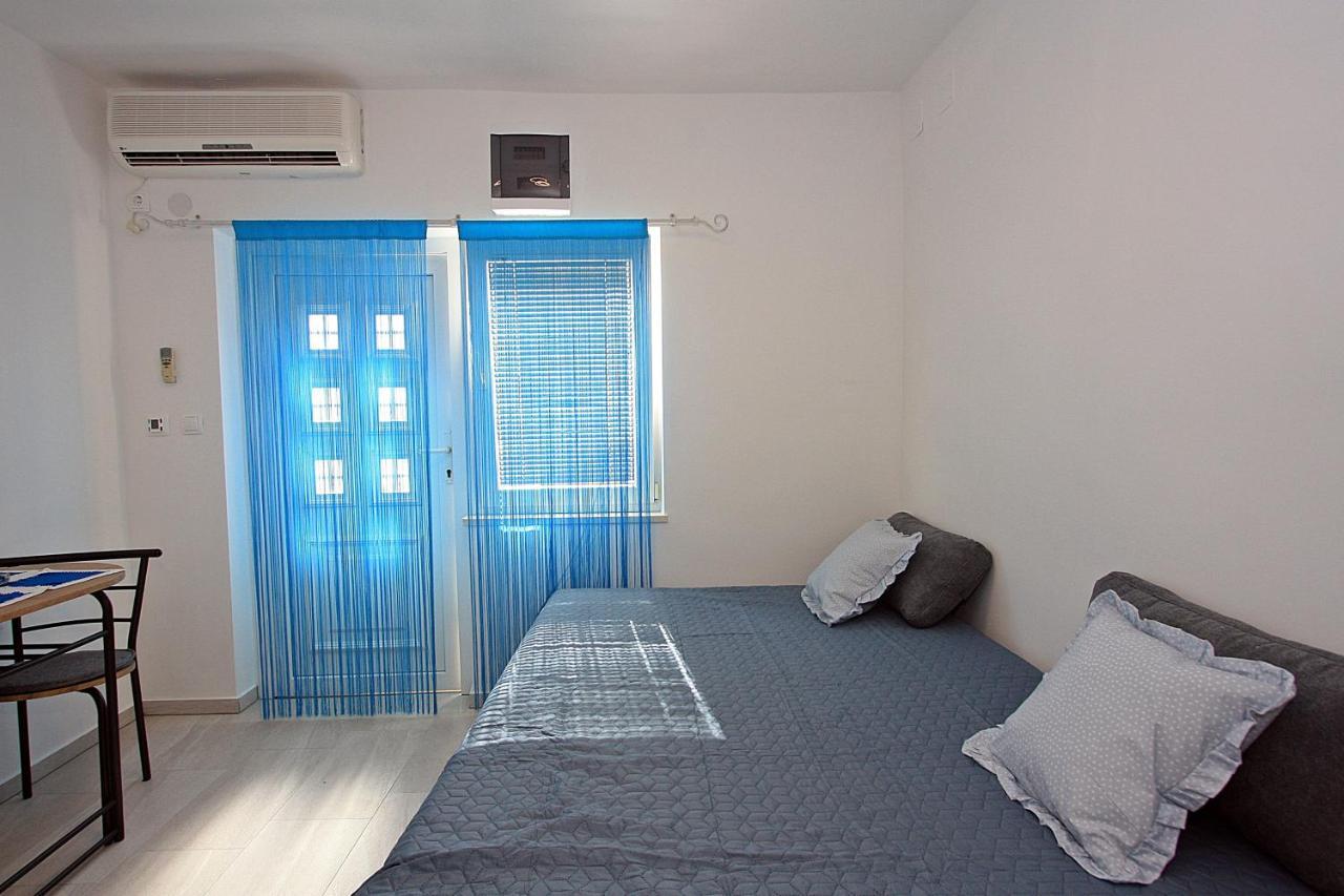 Apartments With Wifi Supetar, Brac - 5665 المظهر الخارجي الصورة