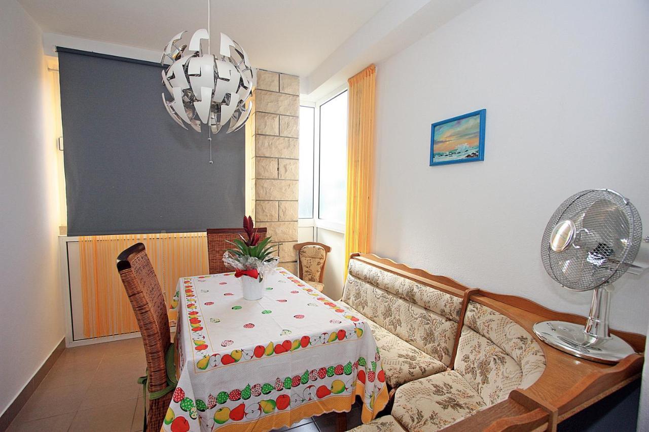 Apartments With Wifi Supetar, Brac - 5665 المظهر الخارجي الصورة